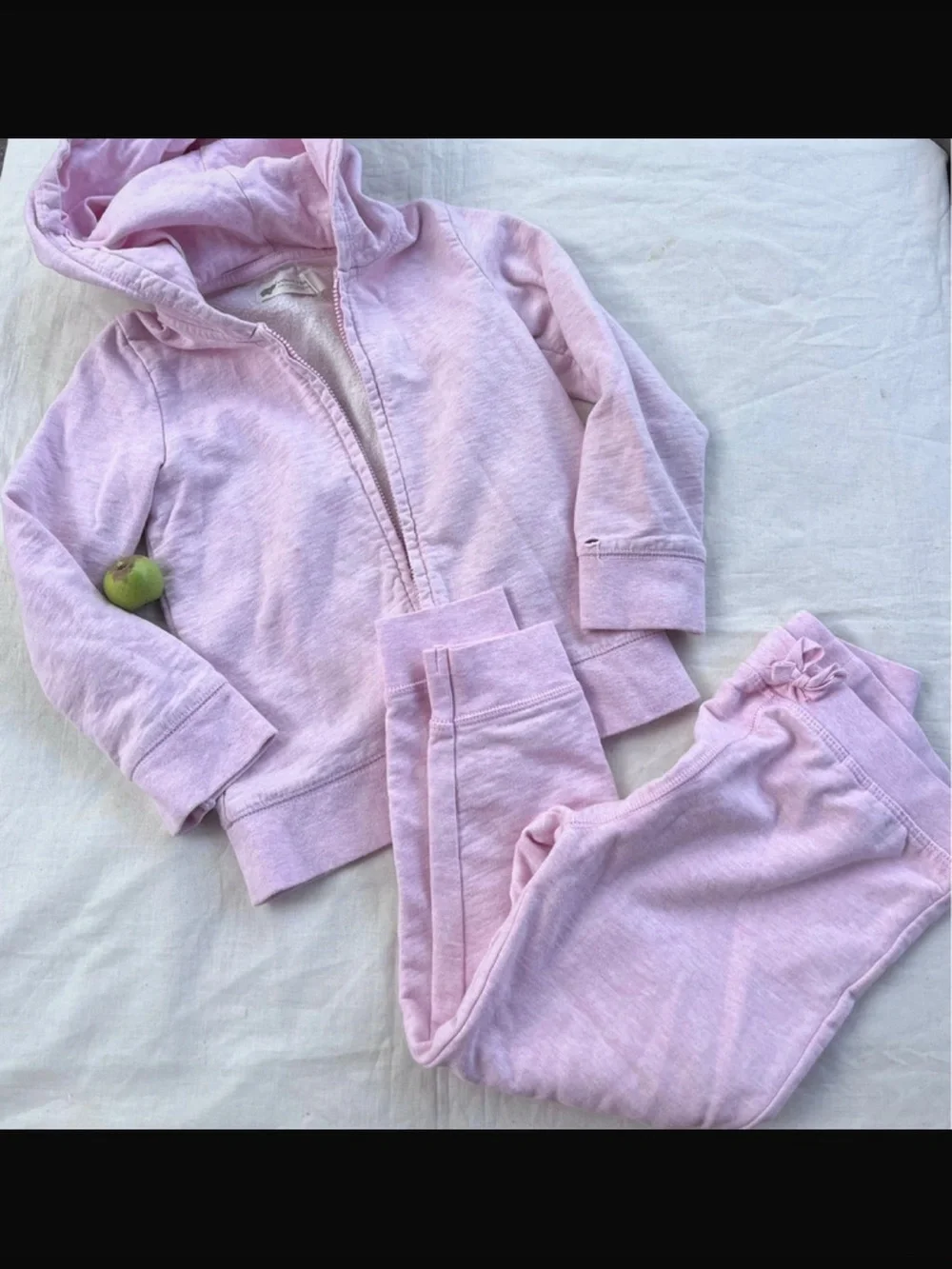 k Sporty Zip Hoodie & Sweatpants Set - Size 4
